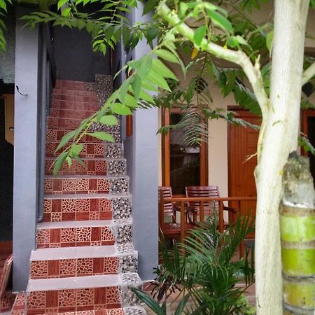 Chika House Villa Gili Trawangan Exterior foto