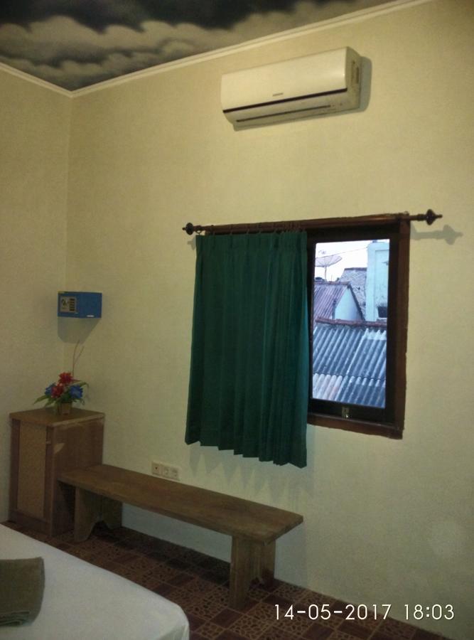 Chika House Villa Gili Trawangan Exterior foto